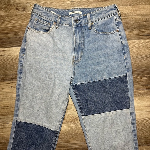 PacSun High Waisted Mom Jeans | Patchwork Light & Dark Wash Jeans Size 26 - Picture 2 of 10